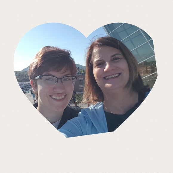 MEET THE POSHER - Picture 2 of 5